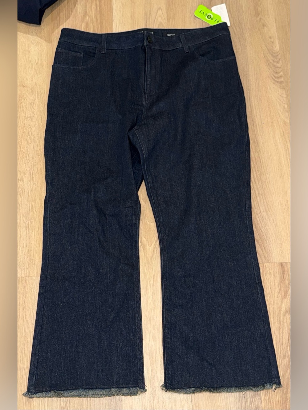 Susan Graver Jeans Cropped Dark Wash Denim Jeans Women’s 16 Raw Hem Stretch